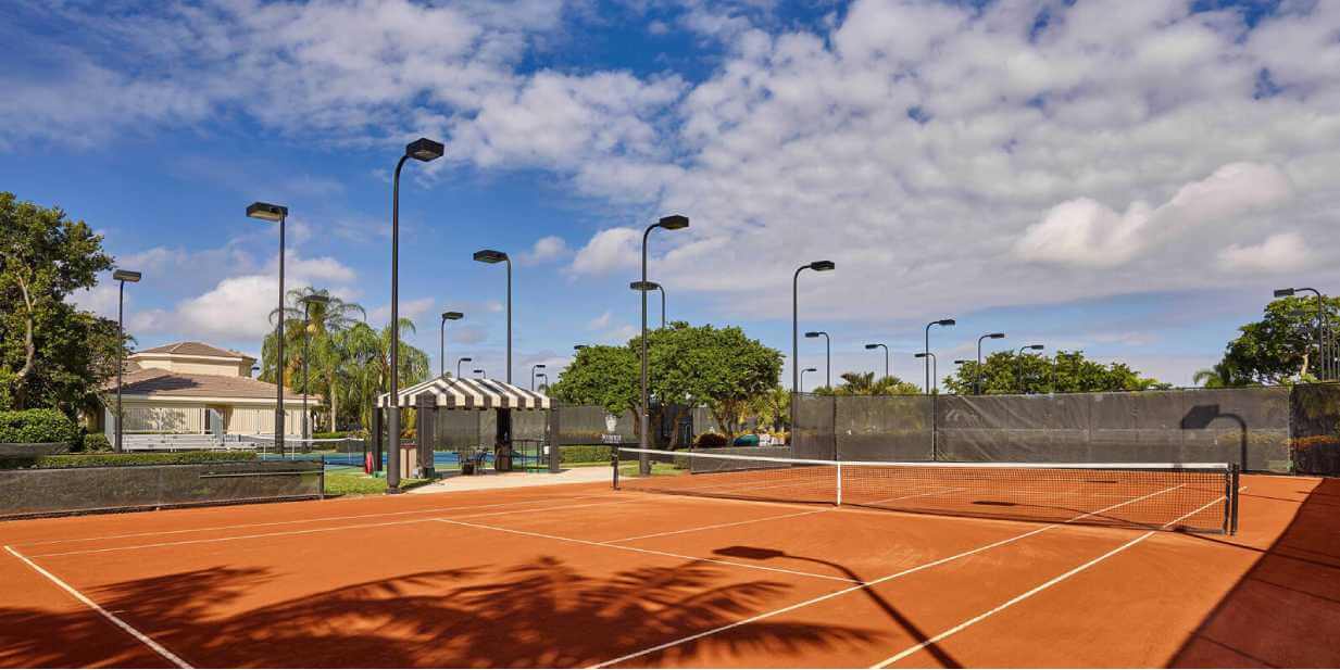 Tennis Court Inside Woodfield Country Club Real Estate